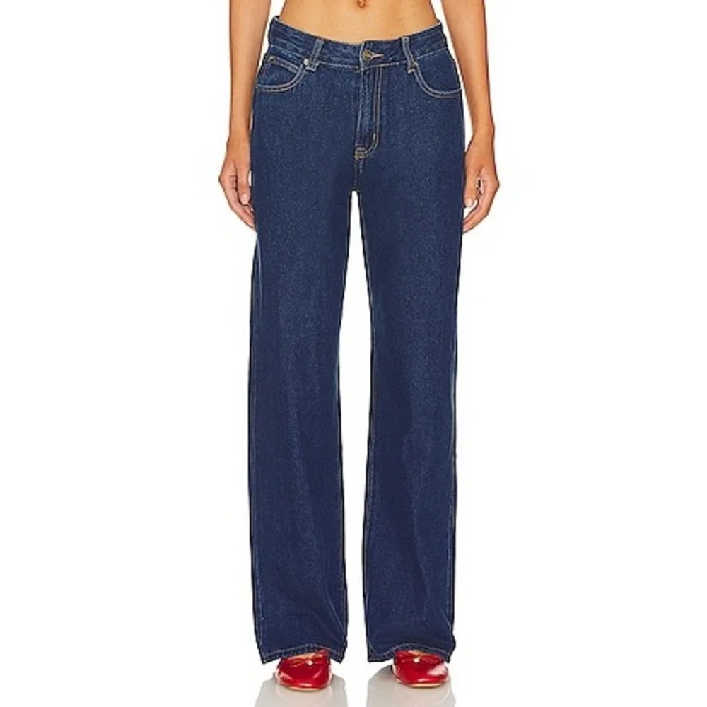 LIONESS Top Model Jean in Dark Denim in Blue